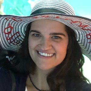 Meet your Posher, Deane